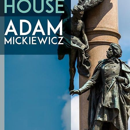 Guest House Adam Mickiewicz Lviv Bagian luar foto