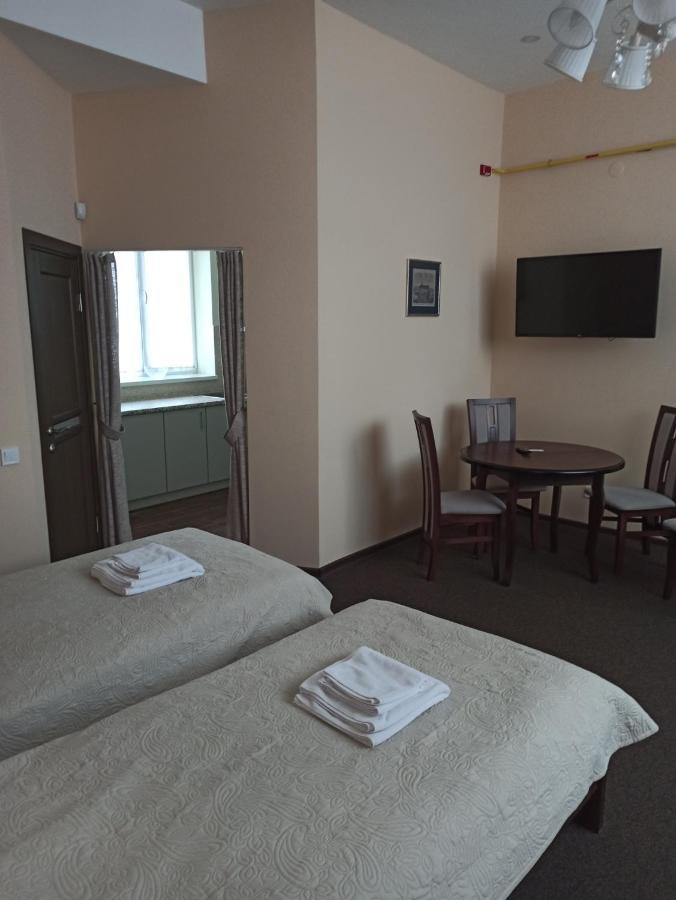 Guest House Adam Mickiewicz Lviv Bagian luar foto